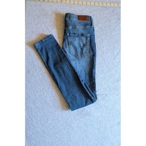 Hollister Women's High Rise Super Skinny Jeans Size 3S 26/28 3 Short 26 W x 28 L